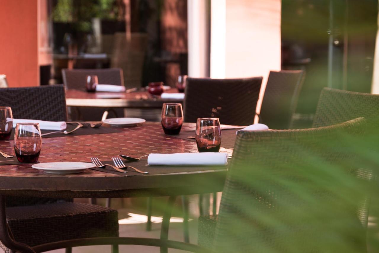 Hotel Restaurant Spa Disini Montpellier Est, The Originals Relais Castries Exterior photo